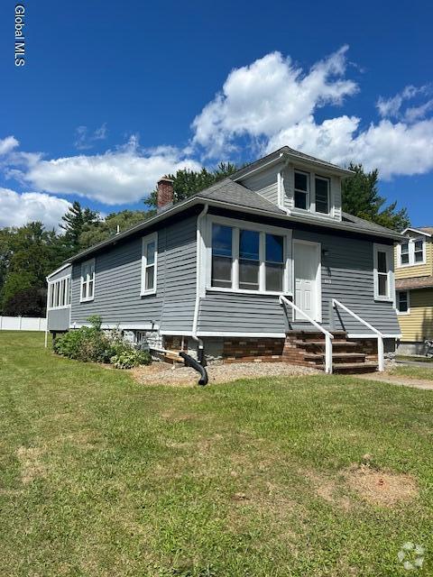 Building Photo - 313 Butterfield Ave Rental