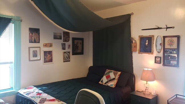 Photo - 123 Atlantic St Unit 123