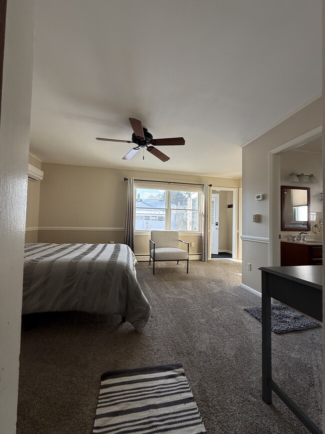 Building Photo - 115 N 17th St