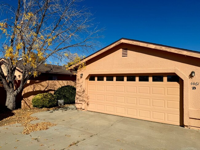 Photo - 4461 N Moccasin Cir Unit B