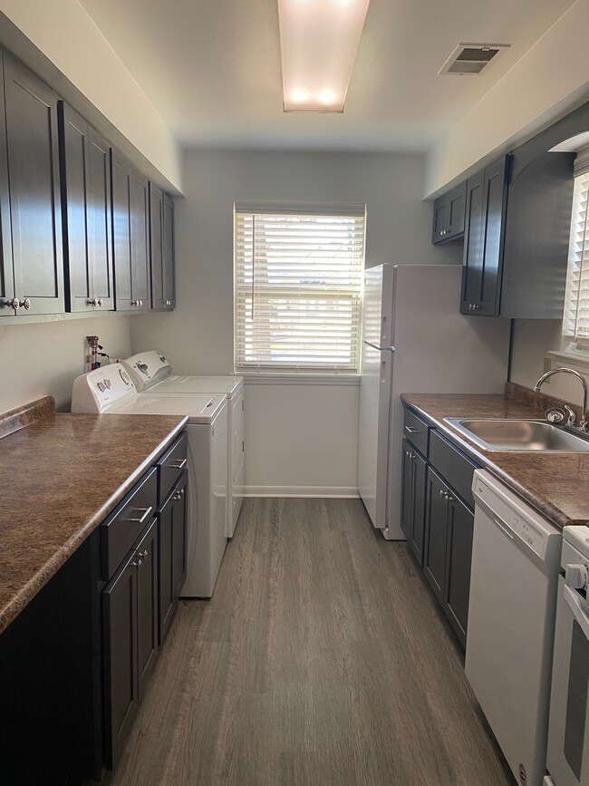 Cocina de 3 habitaciones - Hollidaysburg Manor