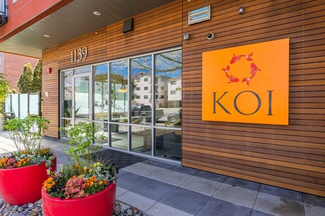 Building Photo - Koi Rental