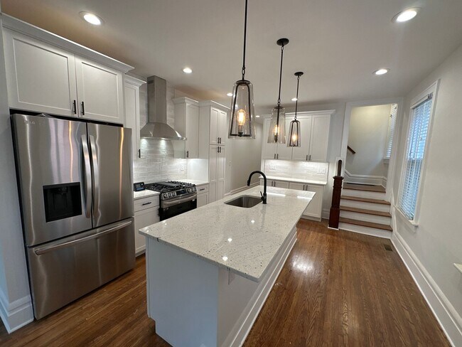 Photo - N 4th St 2067-2069 GW2 Unit 2067