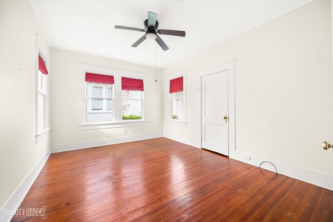 Photo - 2301 Hill St