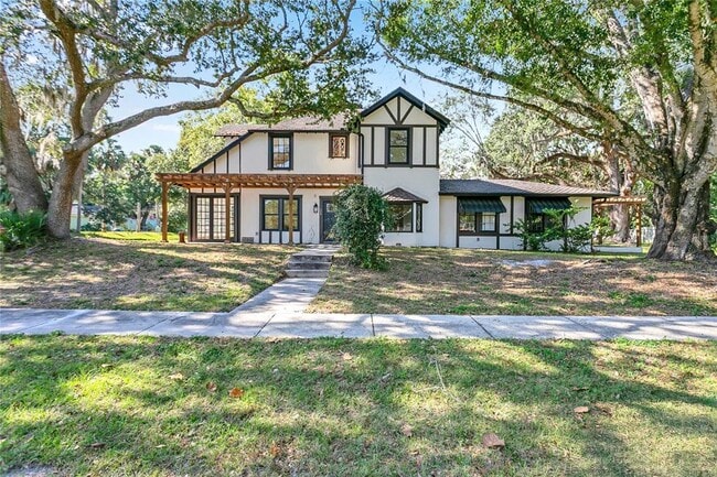 Building Photo - 226 N Elliott Ave