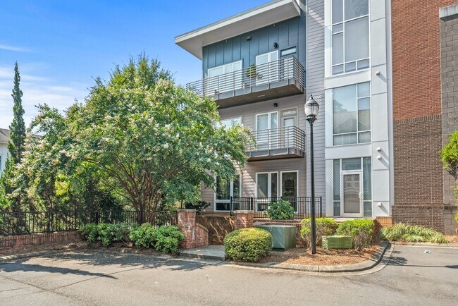 Photo - (Coming Soon) 1 Bedroom Condo In Southend with garage Unidad 201