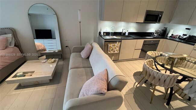 Photo - 1010 Brickell Ave Unit 1510