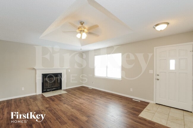 Photo - 2116 NE Cromwell St