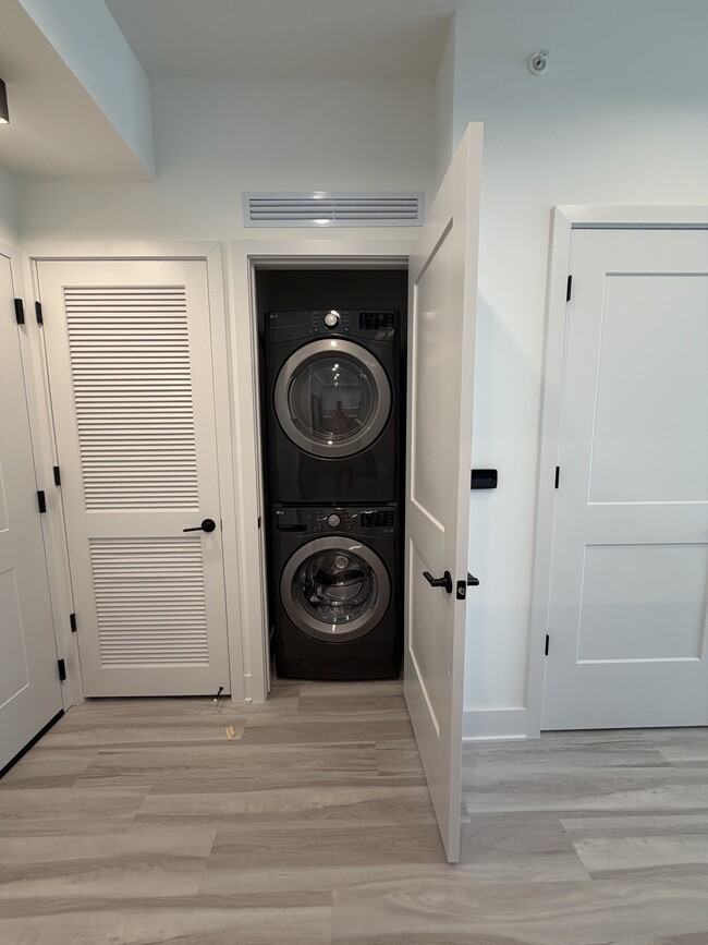 Photo - 2345 NE 186th St Unit 616