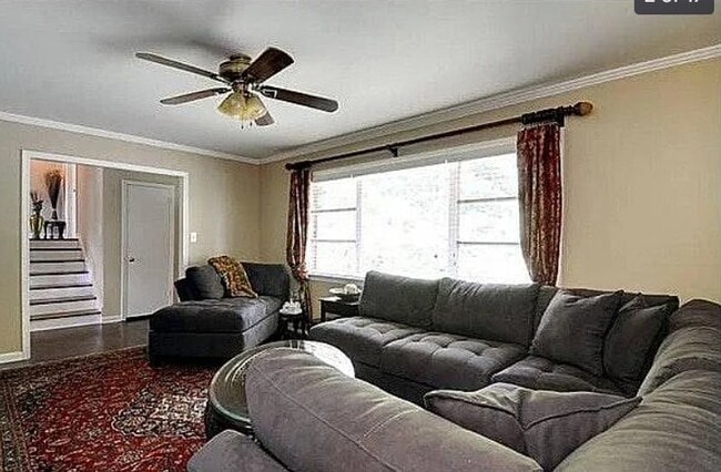 Photo - 2342 Cortez Way NE