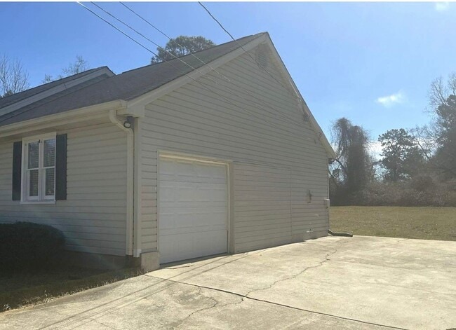 Photo - 65 Salem Meadow Dr