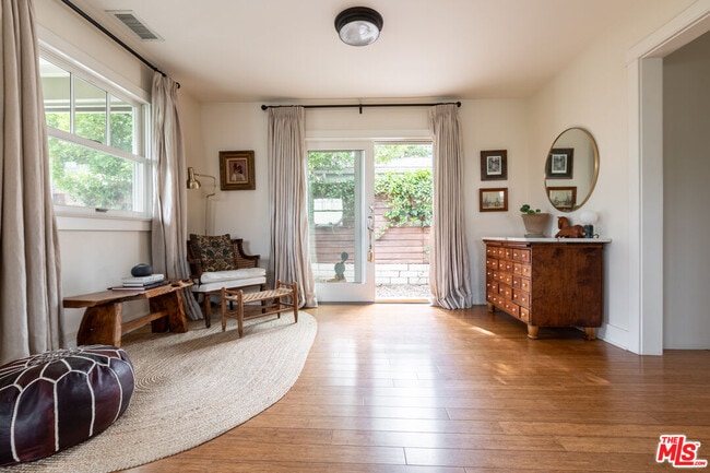 Photo - 6271 Saylin Ln