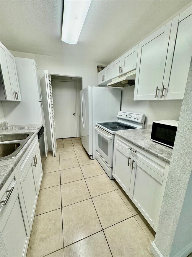 Photo - 4044 NW 87th Ave Unit 4044