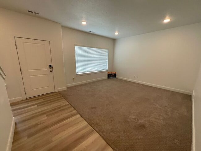 Photo - 4 Bedroom 3 Bath 2200 Sq ft Home 2 Car Garage.