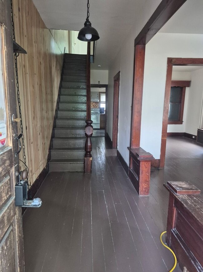 Photo - Large 3/4 Bedroom 1/2 Duplex in Stroudsburg borough!