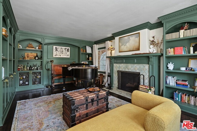 Photo - 644 N Cherokee Ave