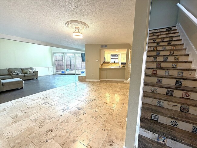 Photo - 1725 Ashland Ave