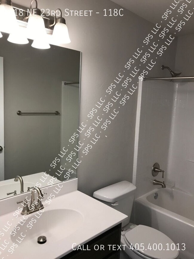 Photo - 118 NE 23rd St Unit 118C