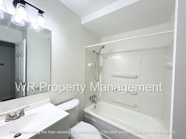 Photo - 3 Bed 2 Bath Ranch in Lambertville for Rent