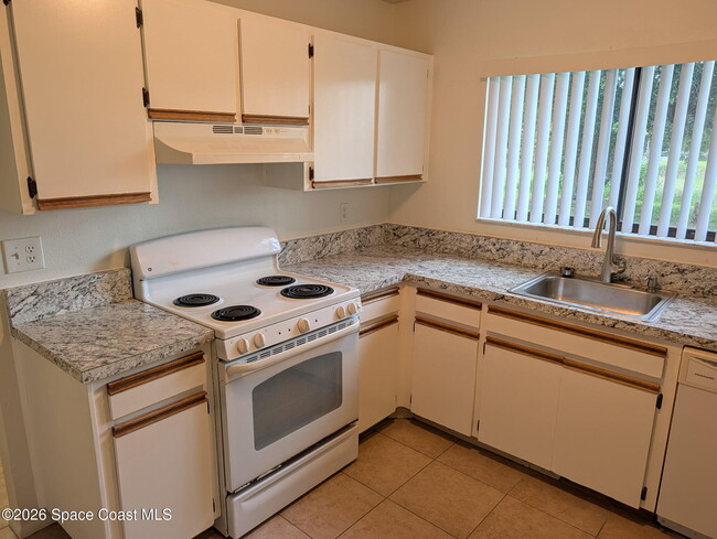 Photo - 1257 Lamplighter Dr NW