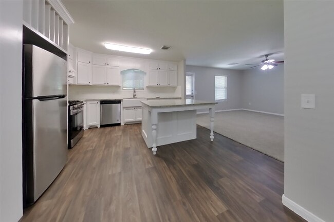 Photo - 10115 Dawson Hill Lane