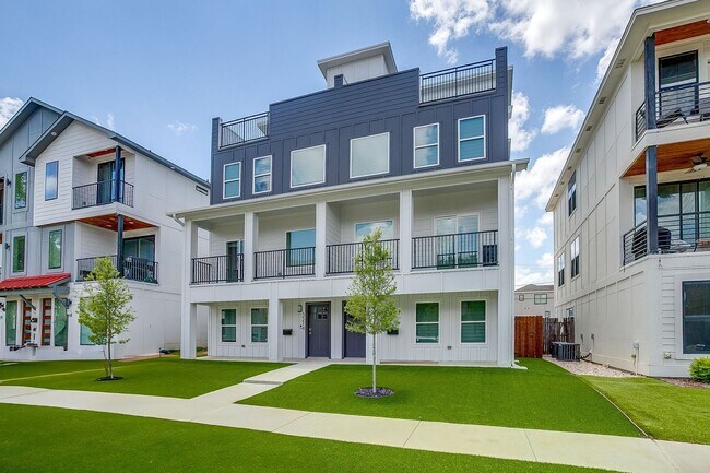 Photo - 3224 Forest Park Blvd Unit 2027