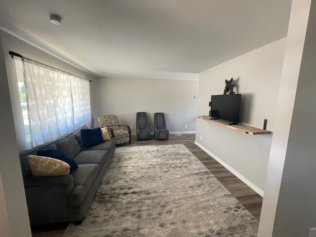 Photo - 640 S Sunset Dr