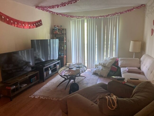 Photo - North Campus area rental Unit 36