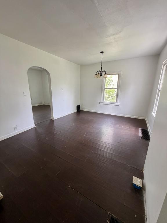 Photo - 1725 Midland Ave