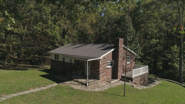 Building Photo - 2 Bedroom Home For Rent in Greensburg