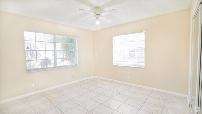 Building Photo - 9276 SW 18th Rd Rental