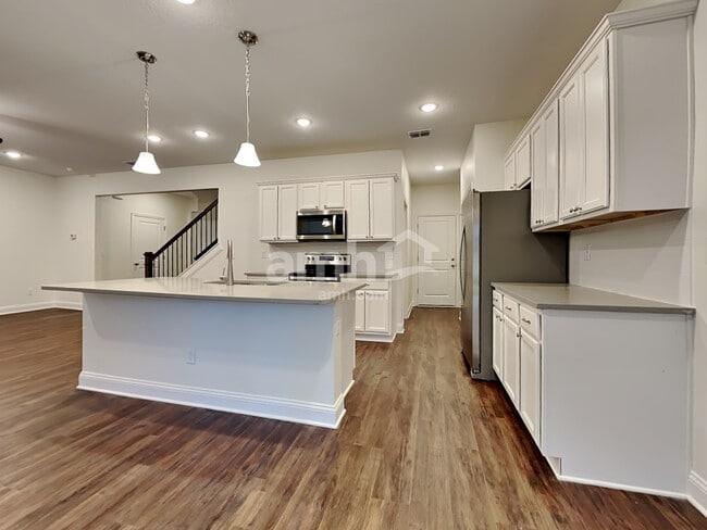 Photo - 497 Onate Cir