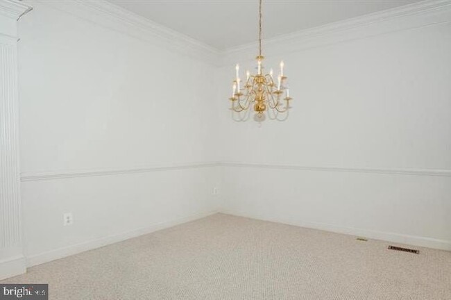 Photo - 8038 Samuel Wallis St