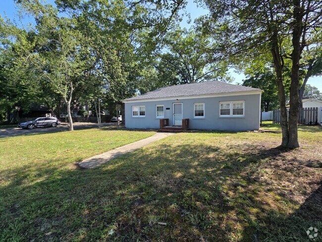 Building Photo - 3899 Smith Dr Rental