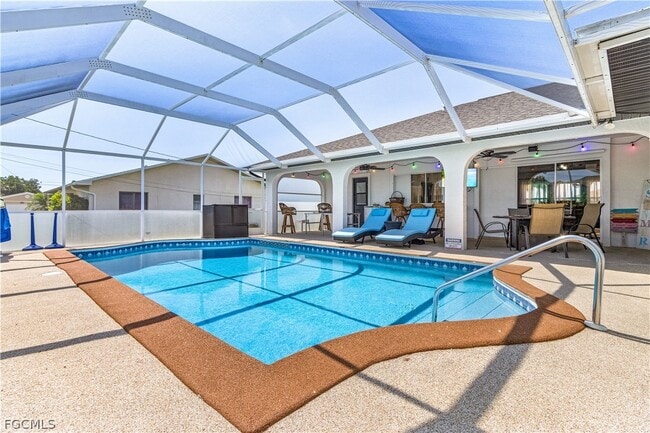 Building Photo - 428 SW 37th St