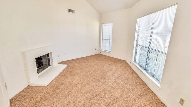 Photo - 10102 Waterstone Dr