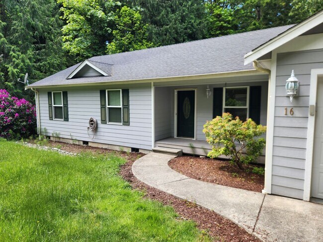 Photo - 16 Rocky Ridge Dr House