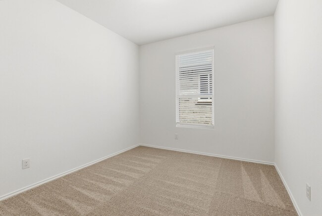 Building Photo - 2524 Limerick Dr