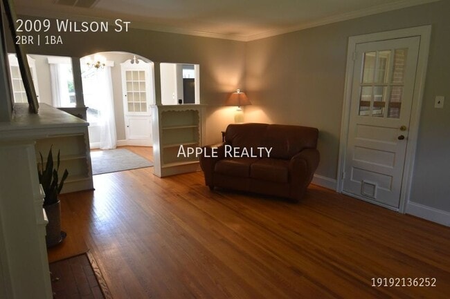 Photo - 2009 Wilson St