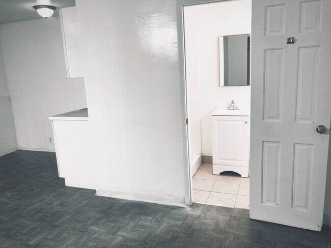 Photo - 13801 S Vermont Ave