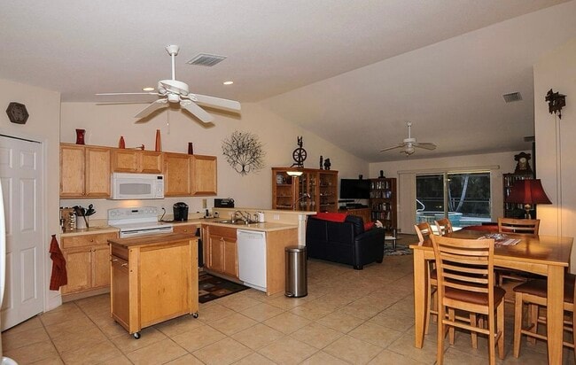 Photo - 1620 Orchid Blvd