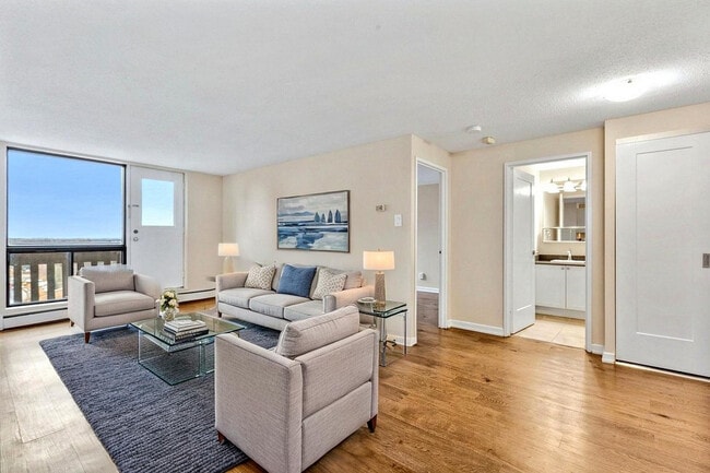 Photo - The Woodbine