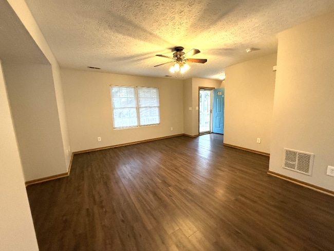 Photo - 7127 Black Mountain Dr