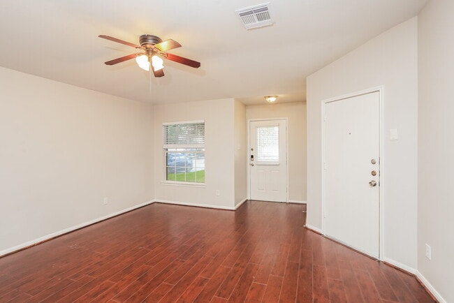 20922 Neelie Ct