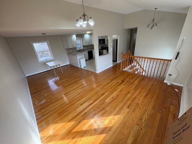 Building Photo - 411 Boyle Rd Unit 1