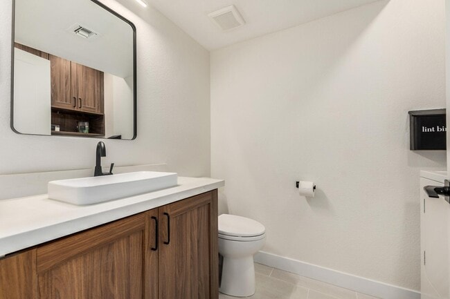 Photo - 222 W Brown Rd