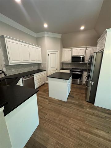 Photo - 208 Melbourne Dr