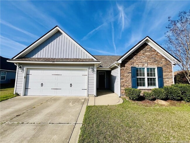 Building Photo - 641 Hogart St