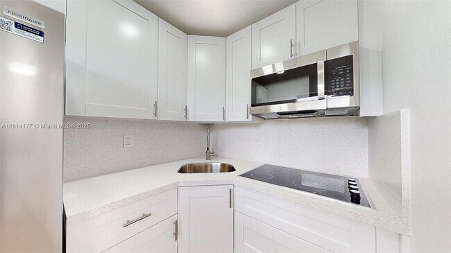 Photo - 1201 SW 42nd Ave Apartment Unit 211