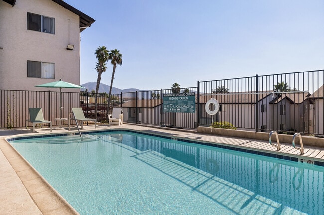 Building Photo - Valle at Canyon Rental